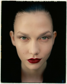 Karlie Backstage at Donna Karan, F/W 2010